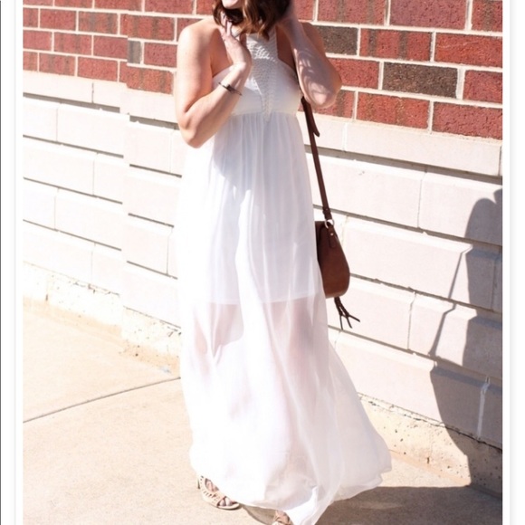 Express- Maxi Dress - Picture 4 of 8